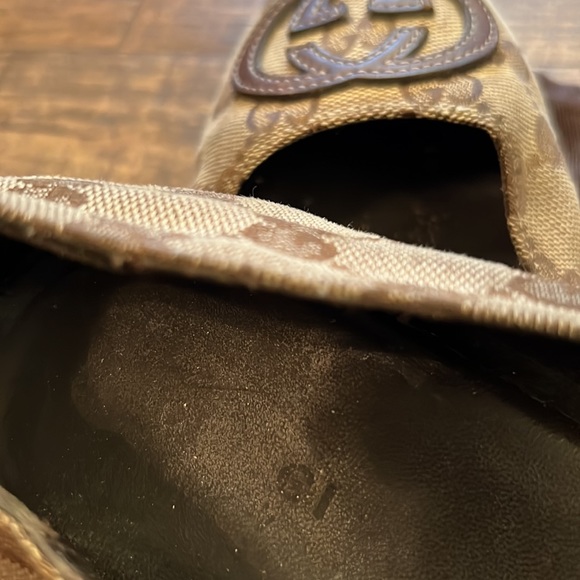 Gucci Authentic Vintage Flats🔥 - Picture 8 of 15